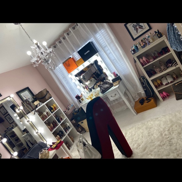 My Glam Room/Closet View - Picture 4 of 4